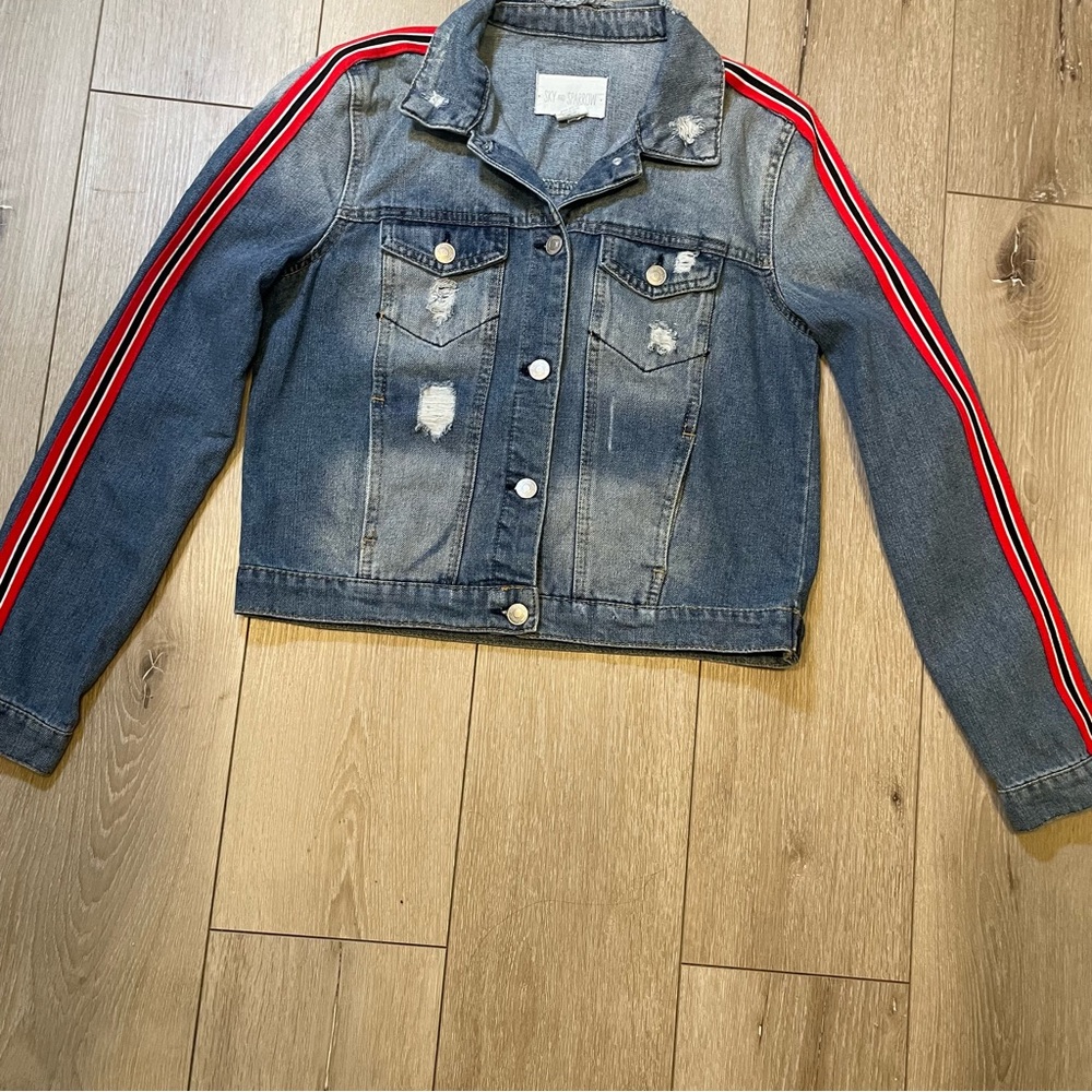Trendy Sky & Sparrow Distressed Racer Stripe Denim Jacket M Streetwear - Picture 2 of 6
